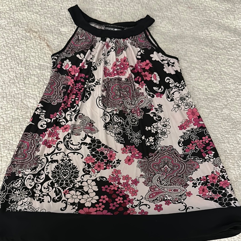 Stylish Women's Floral Mini Dress - Black and Pink
